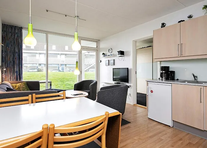 6 Person Holiday Home In Ringkobing *